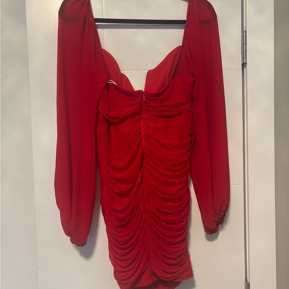 Luxxel Scarlet Long Sleeve Dress - Picture 6 of 7